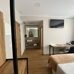 La 4*