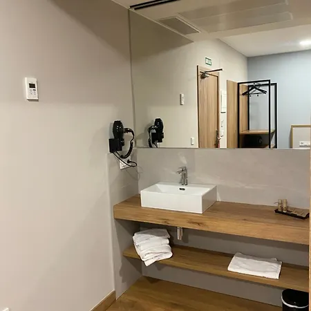 La מלון לוגו