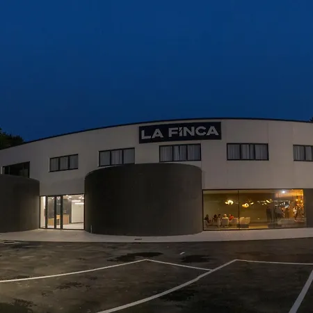 La