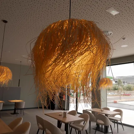 מלון La לוגו