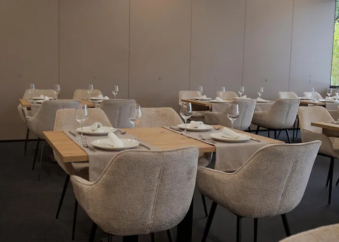 La فندق لوغو